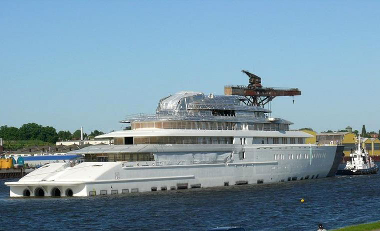 who owns the largest yacht - Ilustrasi 3